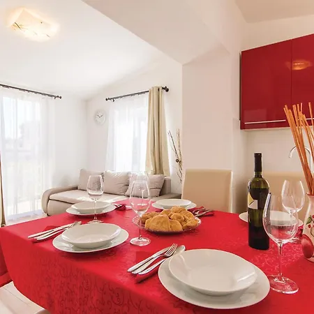 Lovely In With Kitchen *